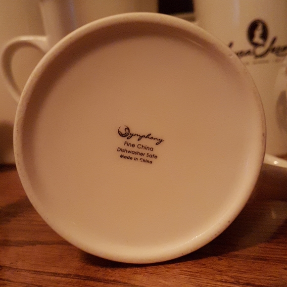 Symphony Cat Mugs - Picture 4 of 4